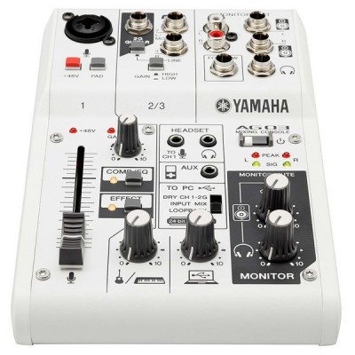 Микшерный пульт YAMAHA AG03DM305